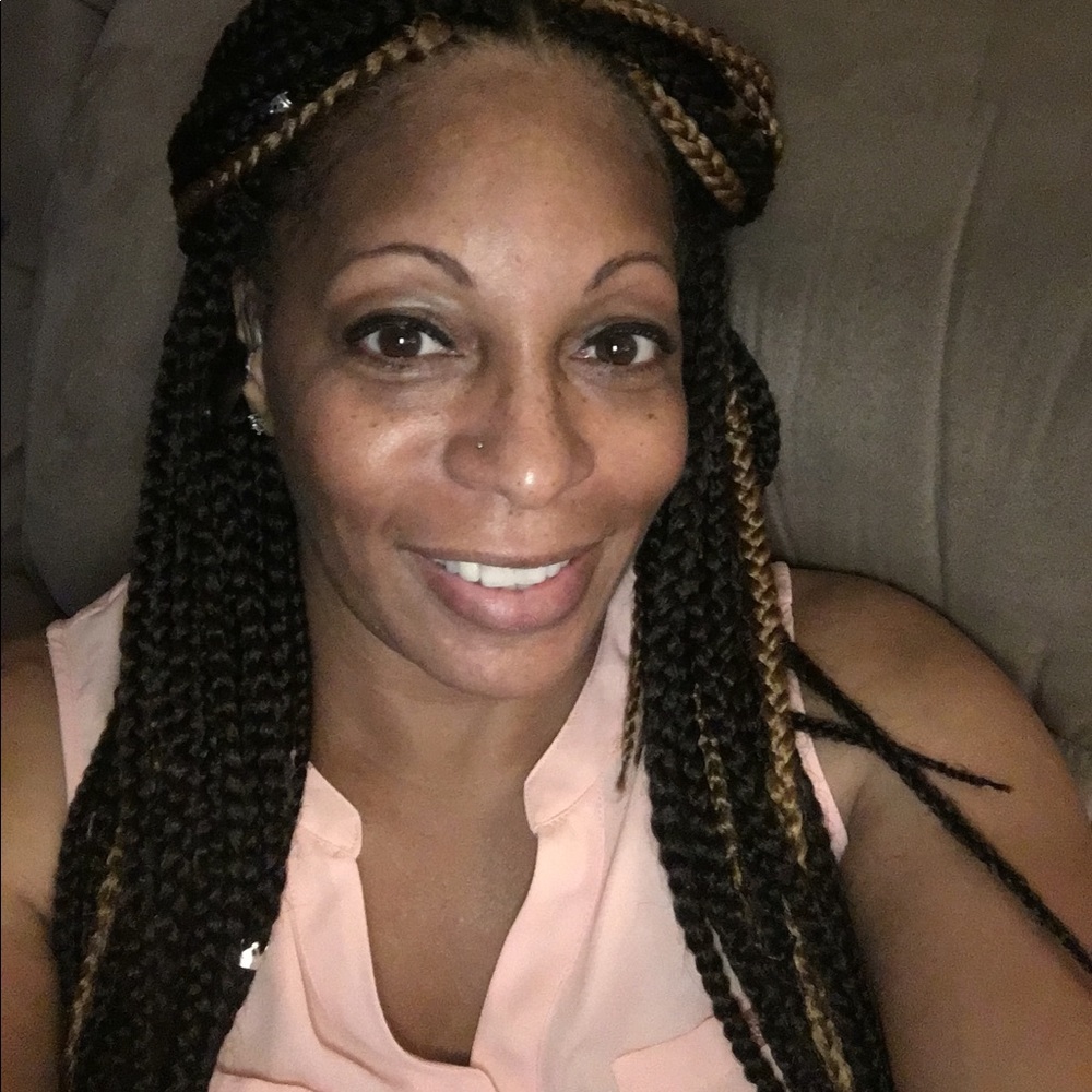 Meet your Posher, Gaynette